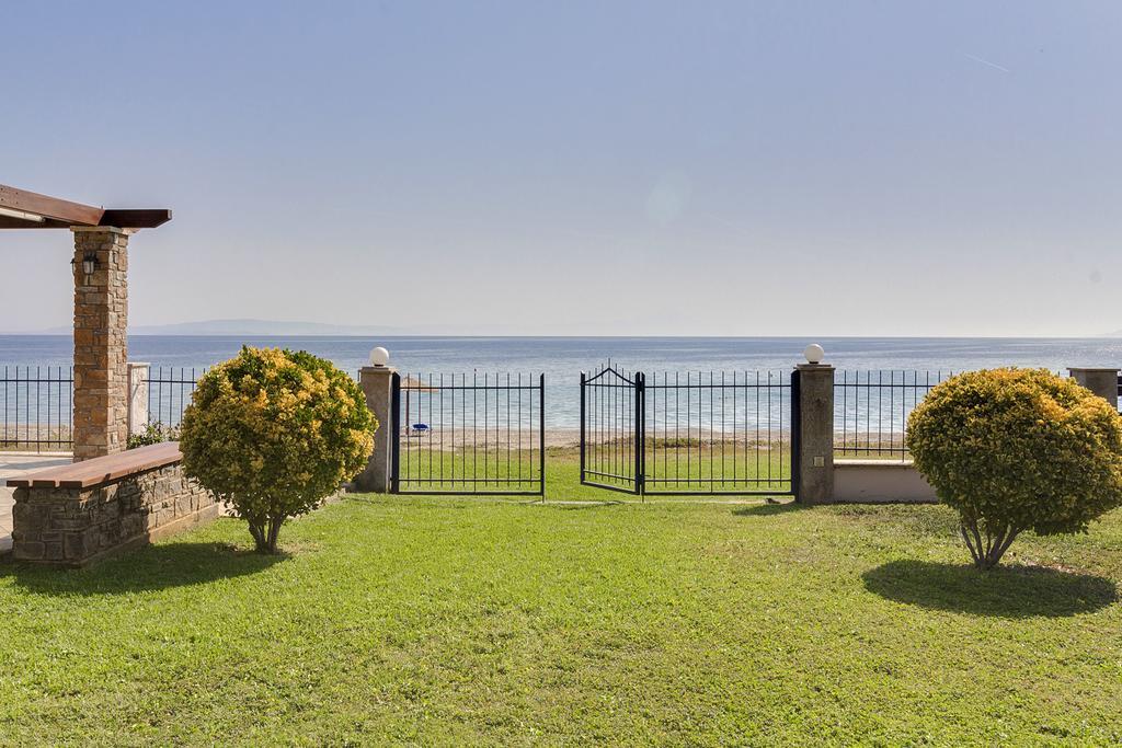 Villa Nefeli - Akti Salonikiou A Agios Nikolaos  Exterior foto
