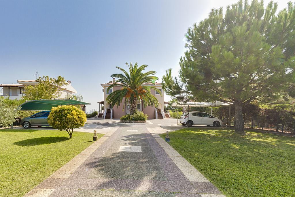 Villa Nefeli - Akti Salonikiou A Agios Nikolaos  Exterior foto